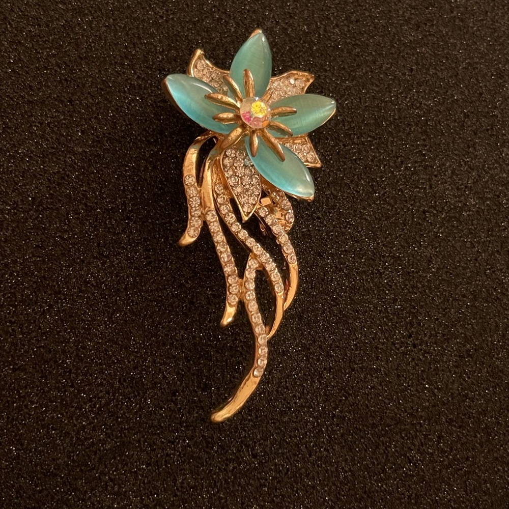 Brooch Pin